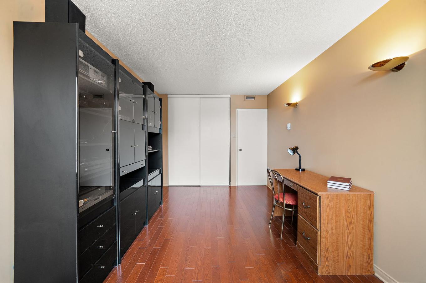 Bedroom - 606-1500 Rue Todd, Montréal (Saint-Laurent), QC - Indoor