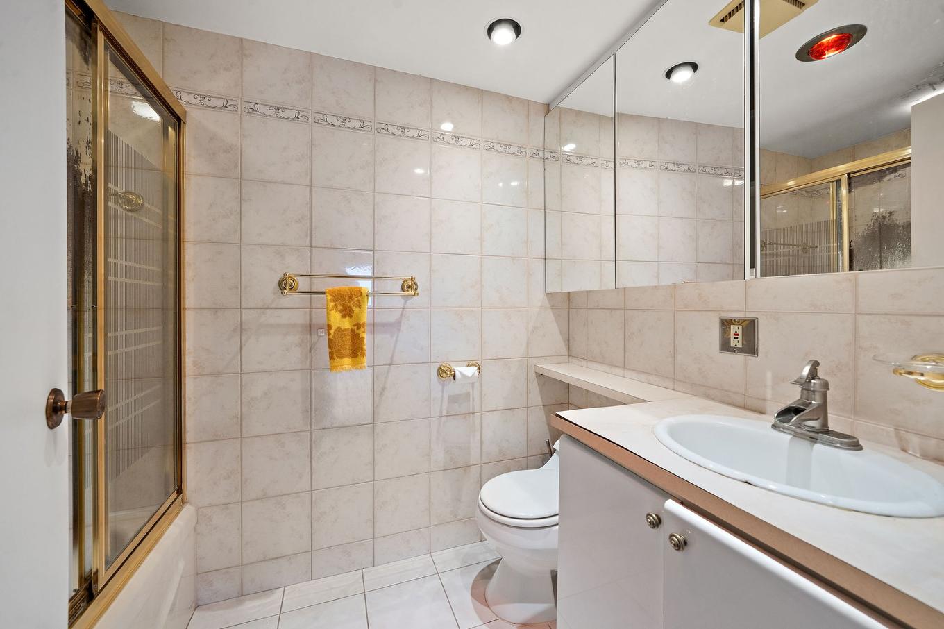 Ensuite bathroom - 606-1500 Rue Todd, Montréal (Saint-Laurent), QC - Indoor Photo Showing Bathroom