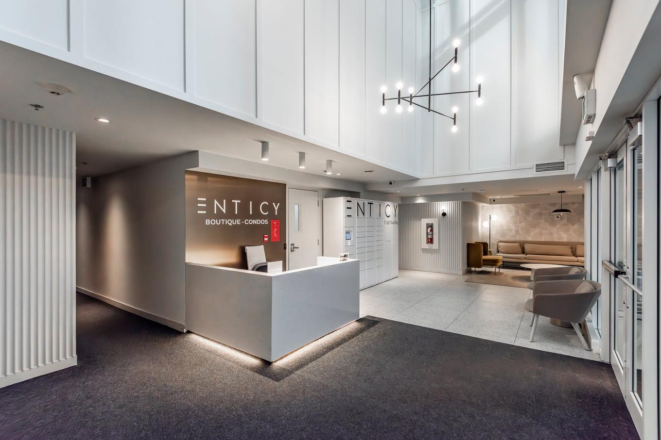 Réception - 505-1160 Rue Mackay, Montréal (Ville-Marie), QC - Indoor Photo Showing Other Room