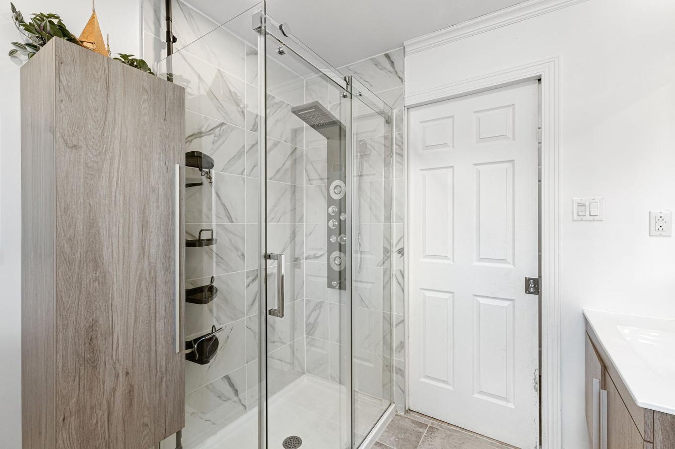 Bathroom - 2335 Rue Blain, Varennes, QC - Indoor Photo Showing Bathroom