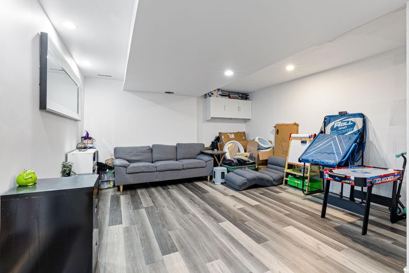 Family room - 2335 Rue Blain, Varennes, QC - Indoor