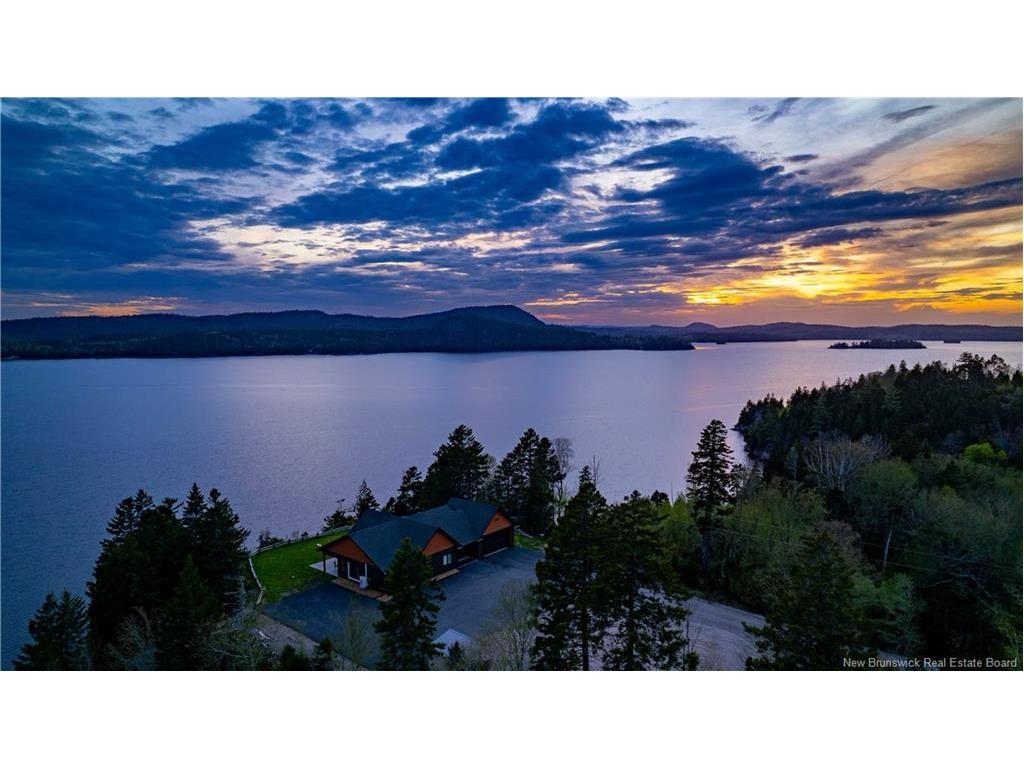 15 Bluff Rd, Utopia, NB