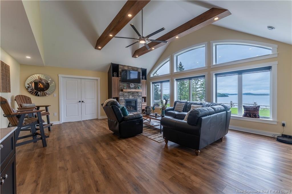 15 Bluff Rd, Utopia, NB