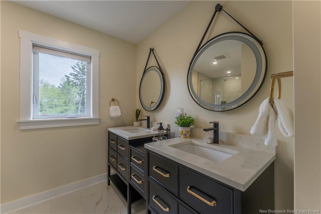 15 Bluff Rd, Utopia, NB