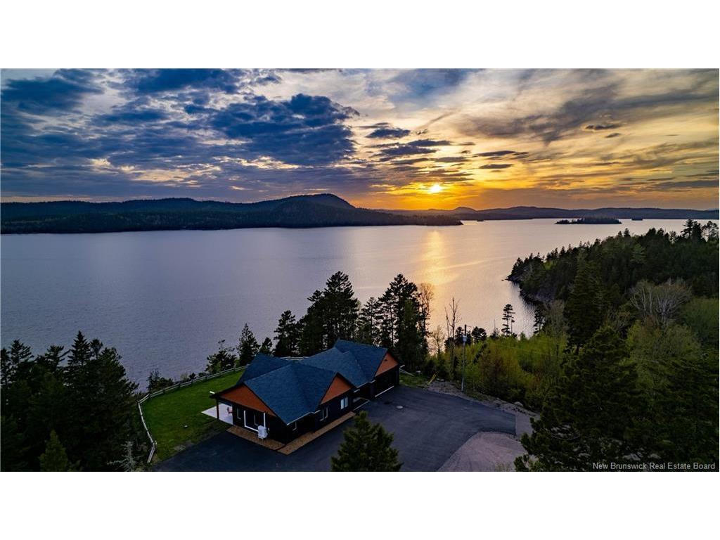 15 Bluff Rd, Utopia, NB