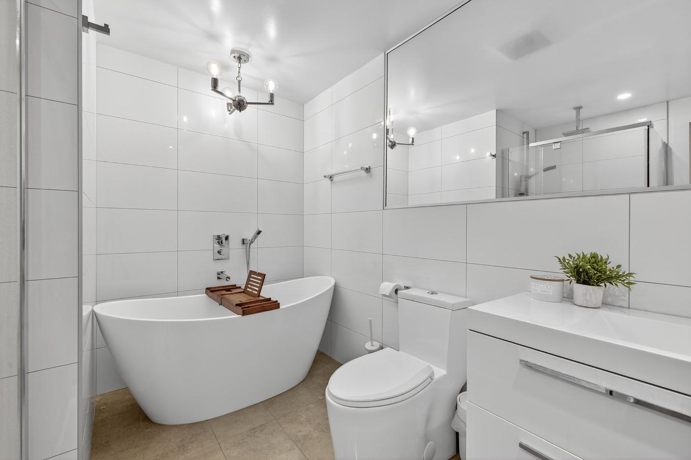 Bathroom - 102-771 Av. Marin, Montréal (Le Sud-Ouest), QC - Indoor Photo Showing Bathroom