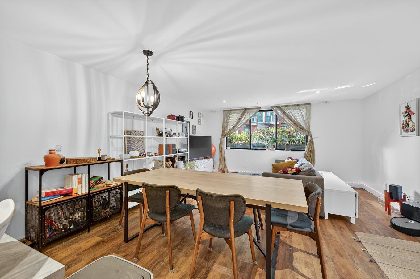 Living room - 102-771 Av. Marin, Montréal (Le Sud-Ouest), QC - Indoor Photo Showing Other Room