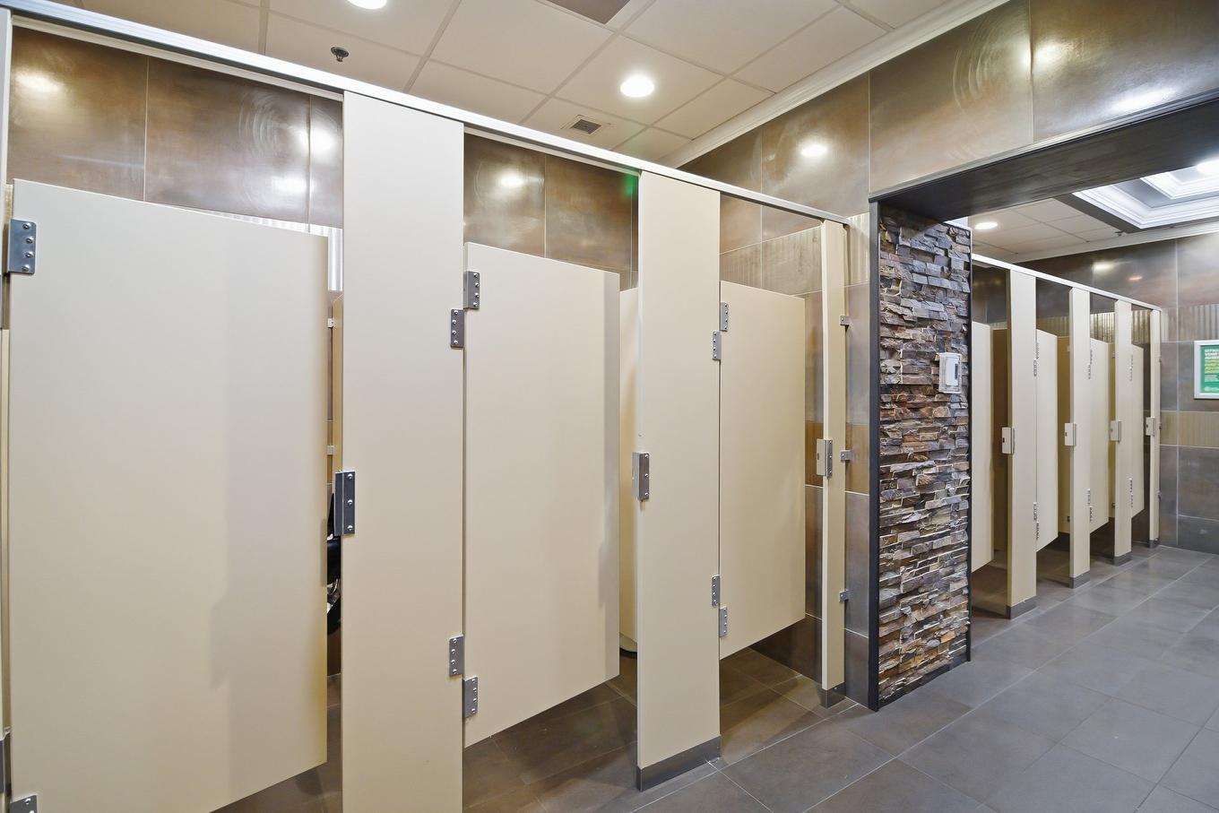 Powder room - 815 Rue Jacques-Cartier, Gatineau (Gatineau), QC - Indoor Photo Showing Other Room