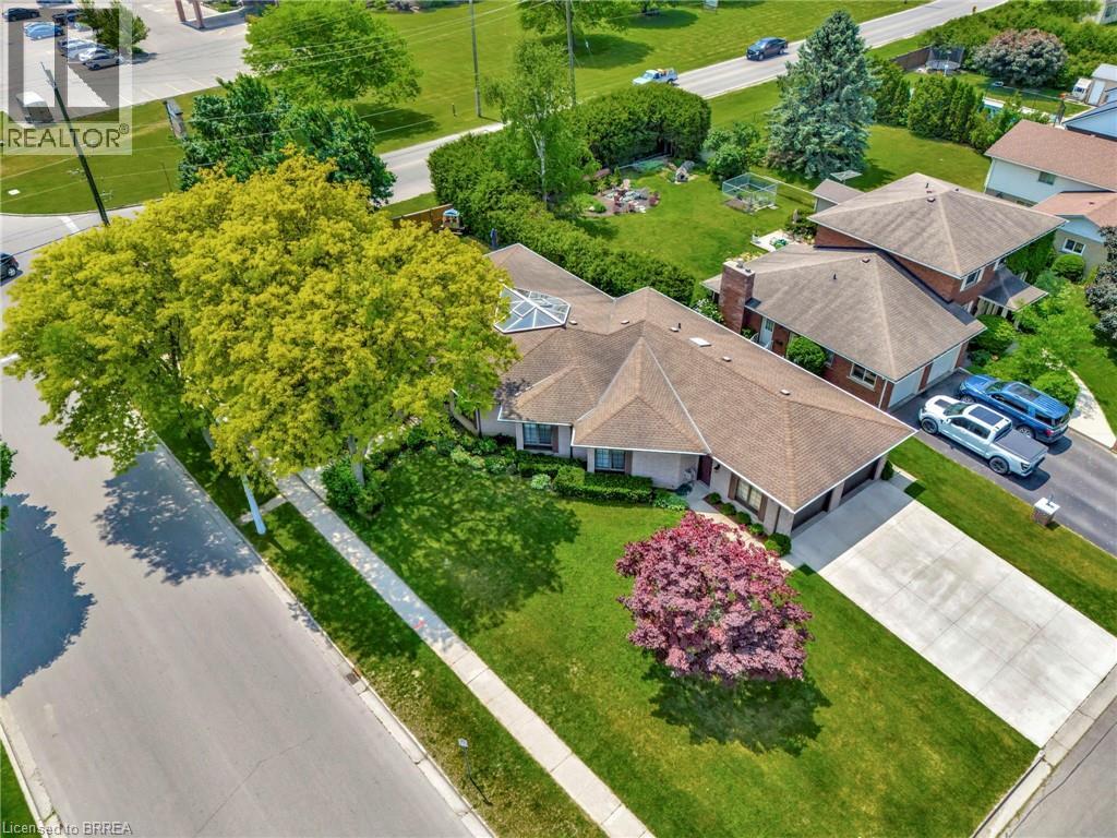 132 Oak Street, Simcoe, ON