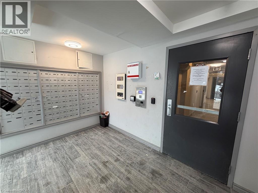 275B Larch Street Unit# 112, Waterloo, ON