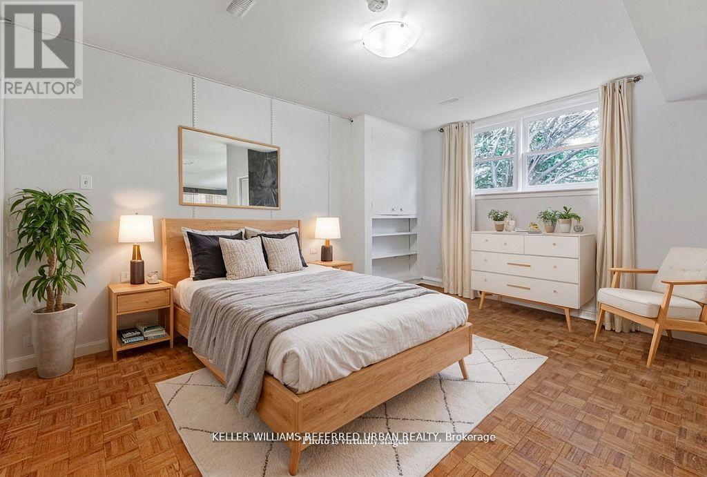 15 York Valley Crescent, Toronto, ON - Indoor Photo Showing Bedroom