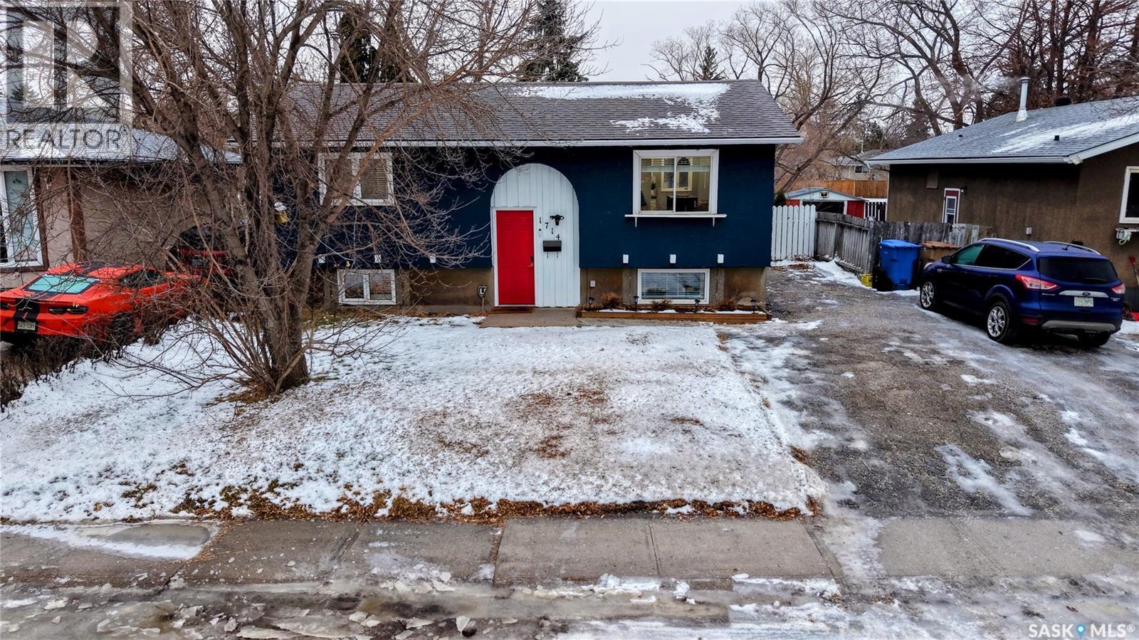 1714 7Th Avenue E, Regina, SK - Outdoor