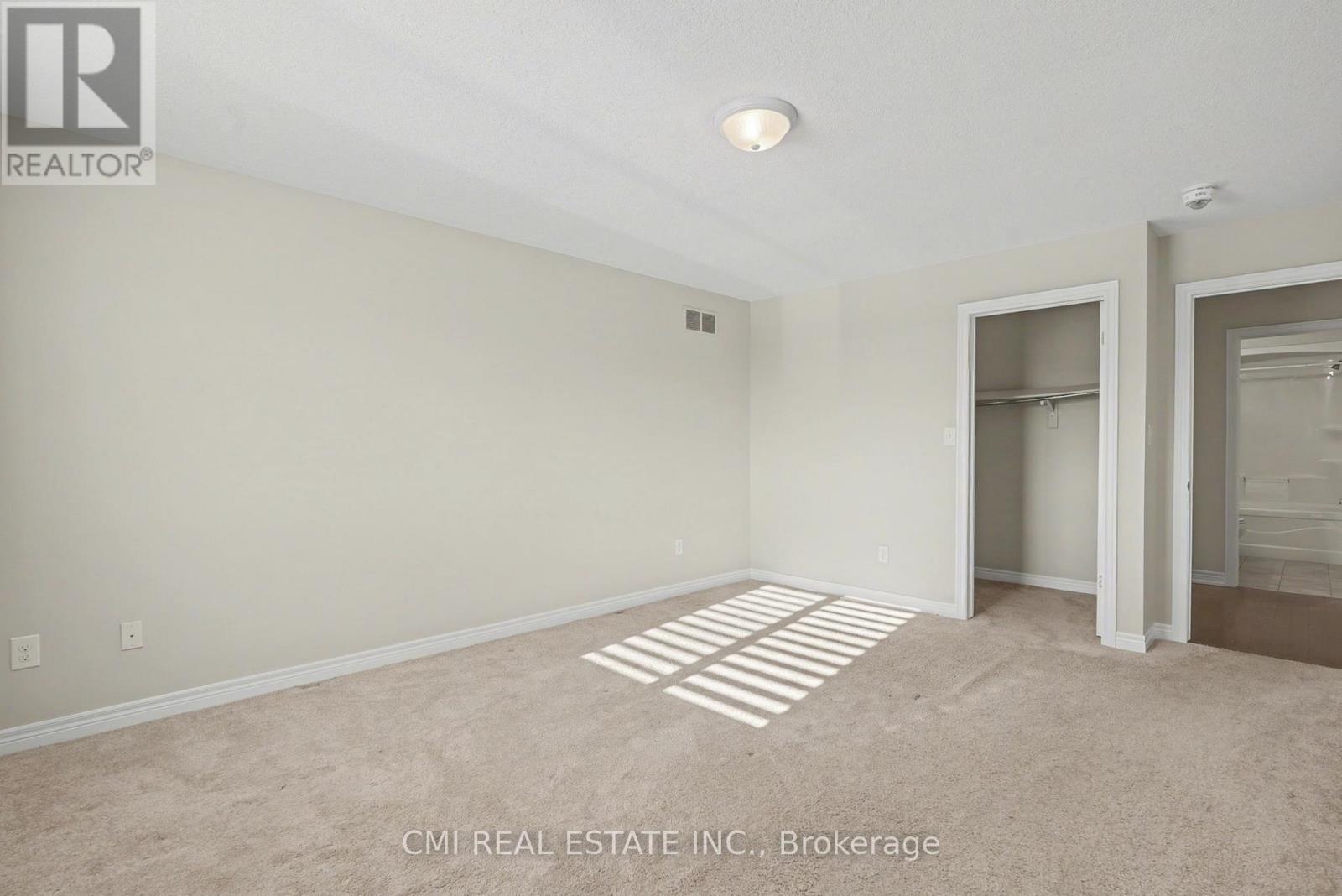 45 Helen Drive, Haldimand, ON - Indoor Photo Showing Other Room