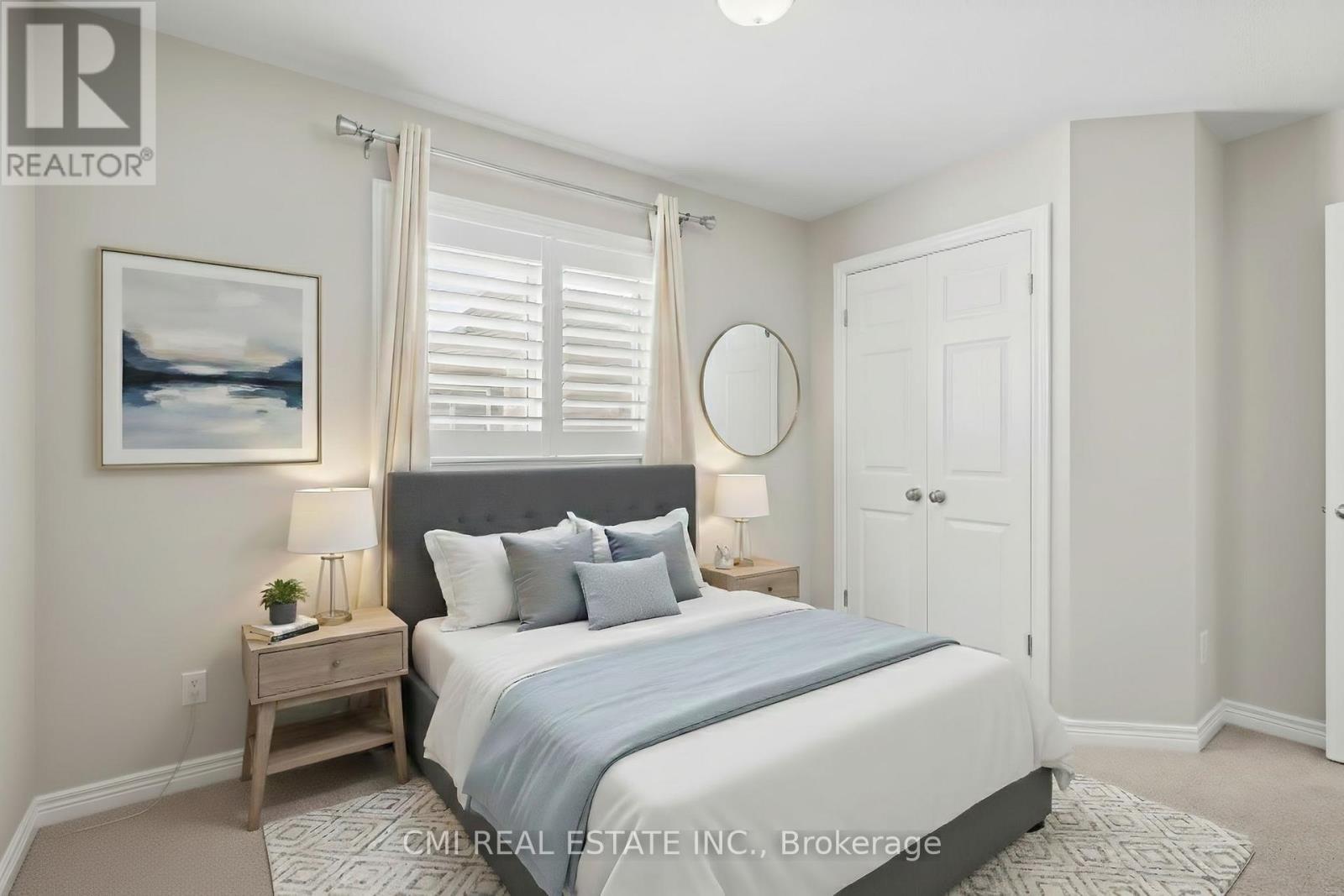 45 Helen Drive, Haldimand, ON - Indoor Photo Showing Bedroom