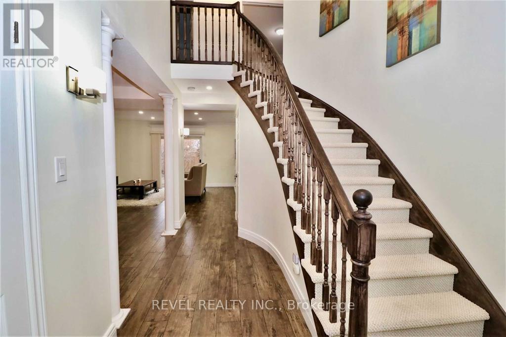 412 Olde Village Lane, Shelburne, ON - Indoor Photo Showing Other Room