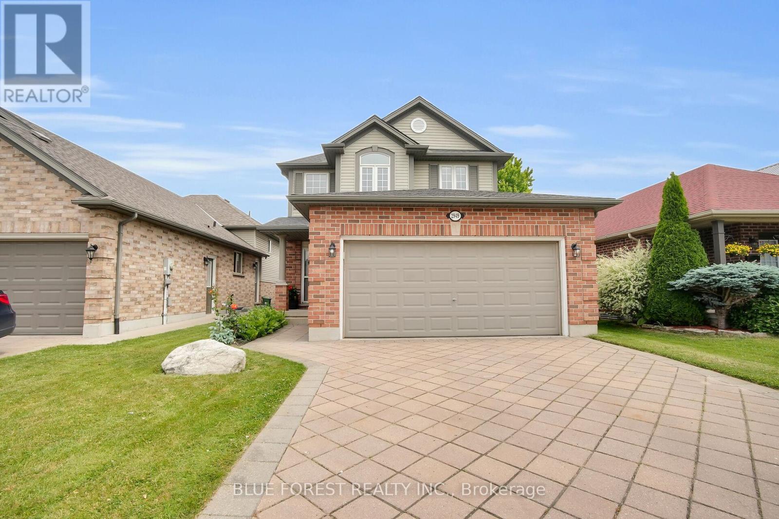 2949 Meadowgate Boulevard, London South (South U), ON - Outdoor