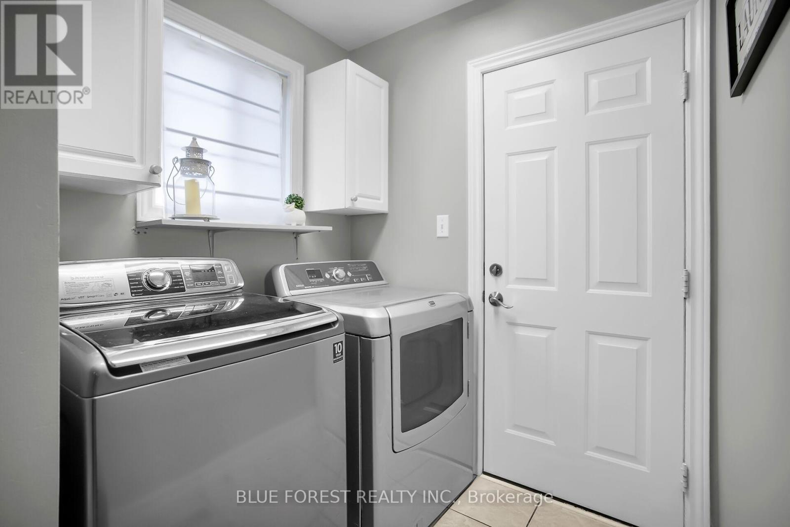 2949 Meadowgate Boulevard, London South (South U), ON - Indoor Photo Showing Laundry Room