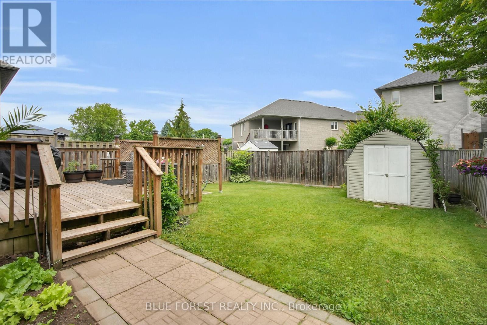 2949 Meadowgate Boulevard, London South (South U), ON - Outdoor With Deck Patio Veranda With Backyard