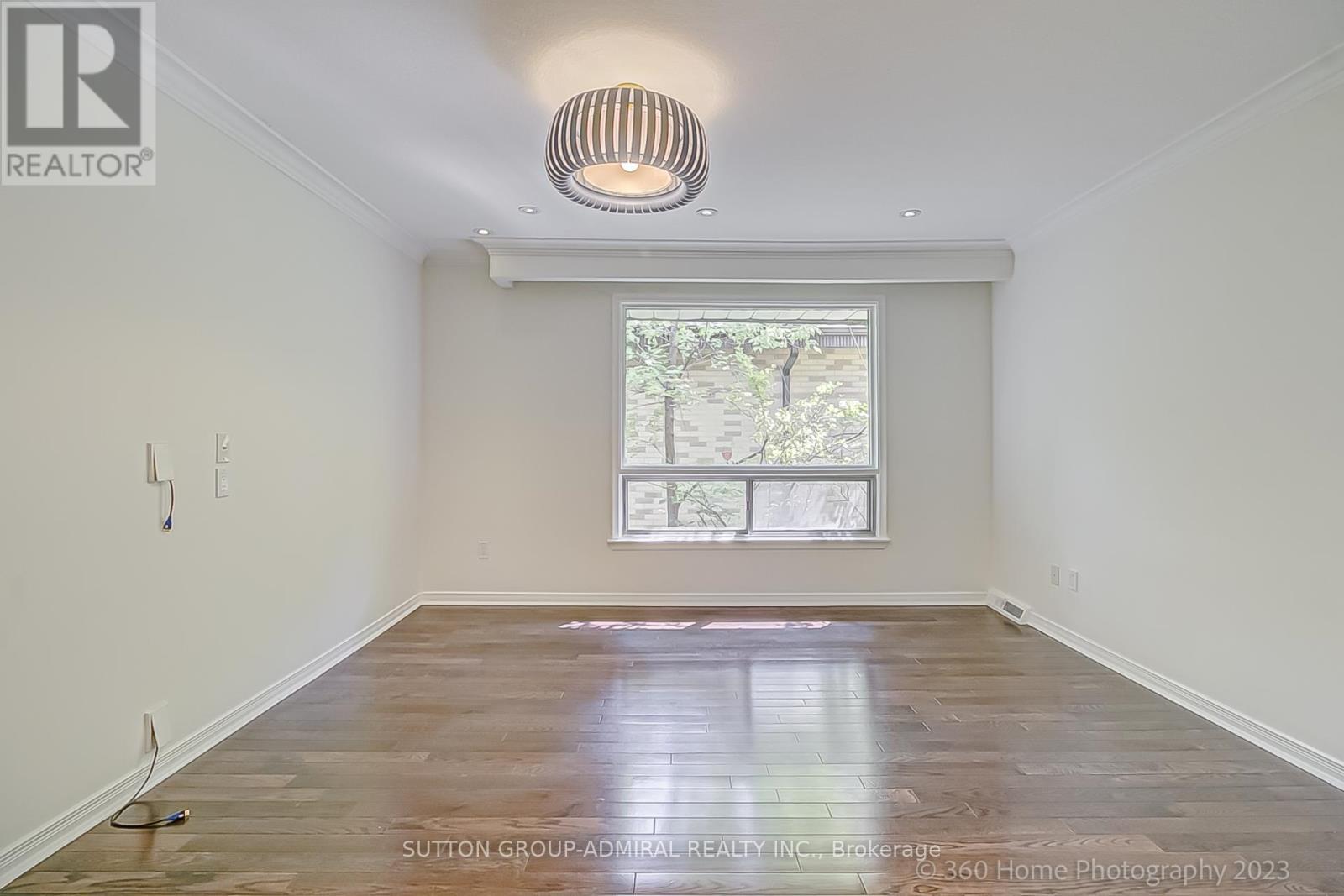 47 Waterloo Avenue, Toronto, ON - Indoor Photo Showing Other Room