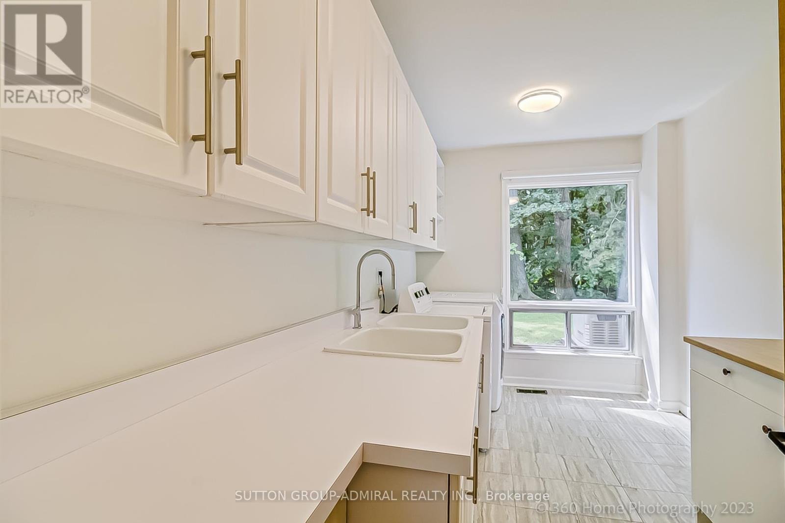 47 Waterloo Avenue, Toronto, ON - Indoor