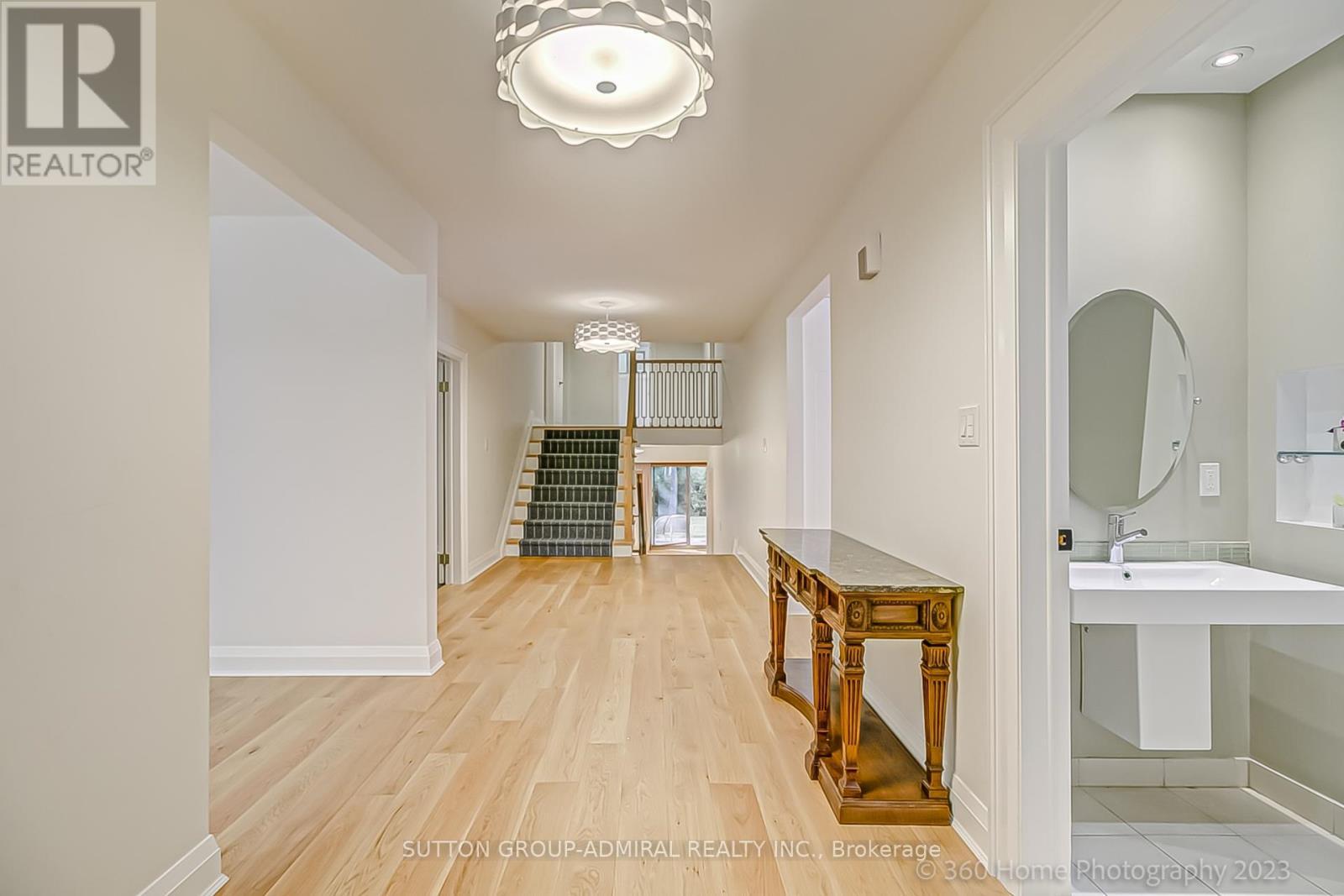 47 Waterloo Avenue, Toronto, ON - Indoor Photo Showing Other Room