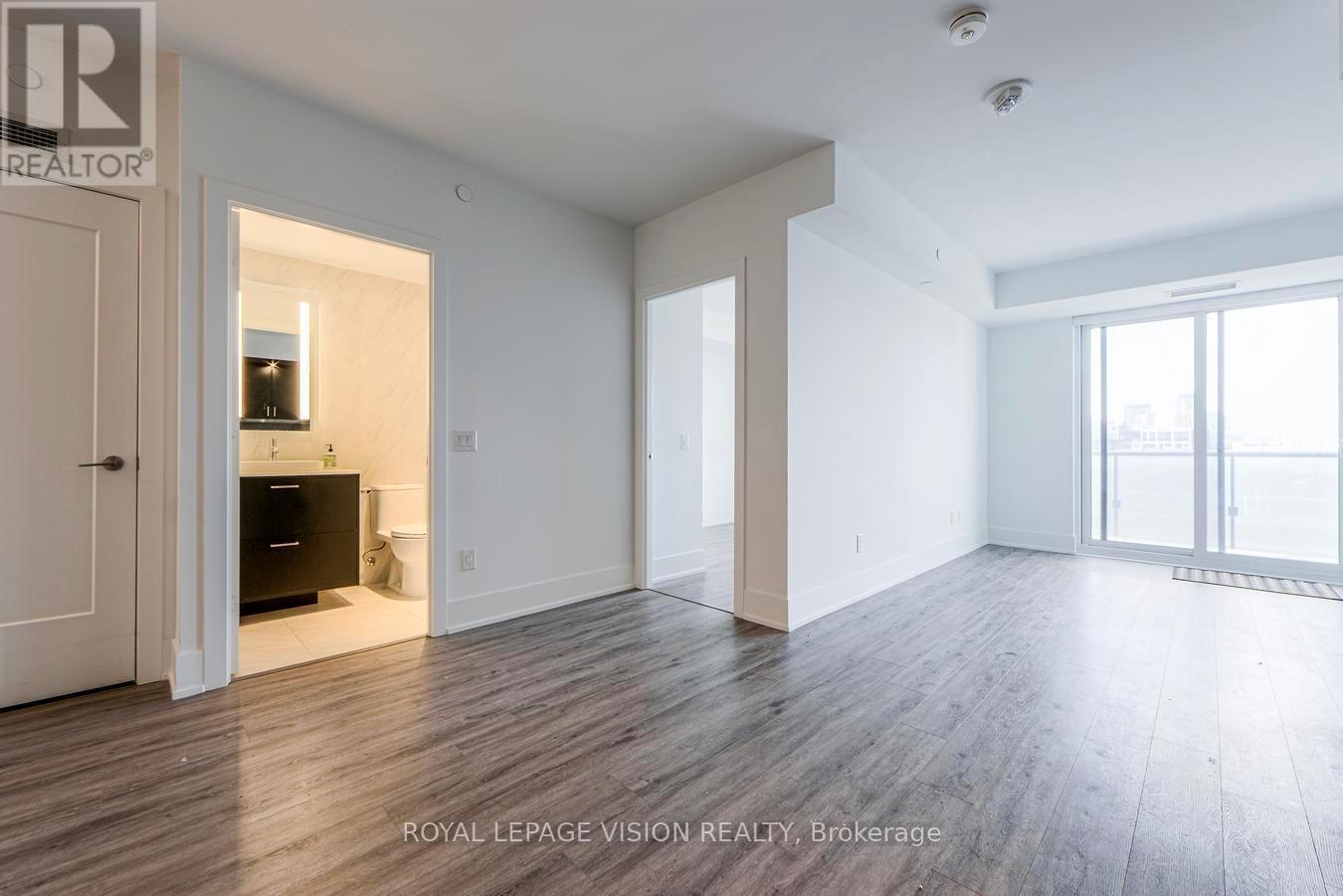 1103 - 480 Front Street W, Toronto, ON - Indoor Photo Showing Other Room