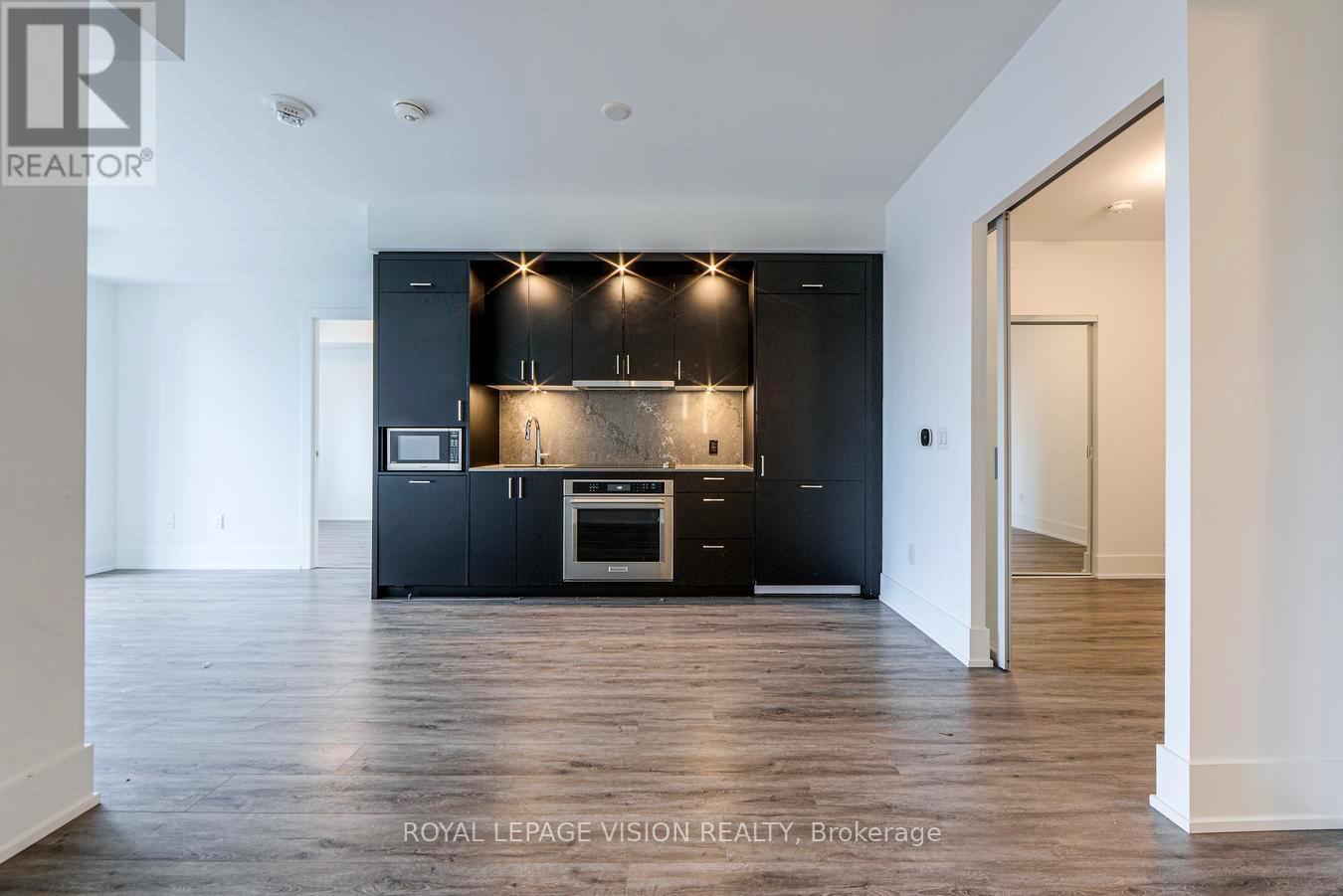 1103 - 480 Front Street W, Toronto, ON - Indoor Photo Showing Kitchen