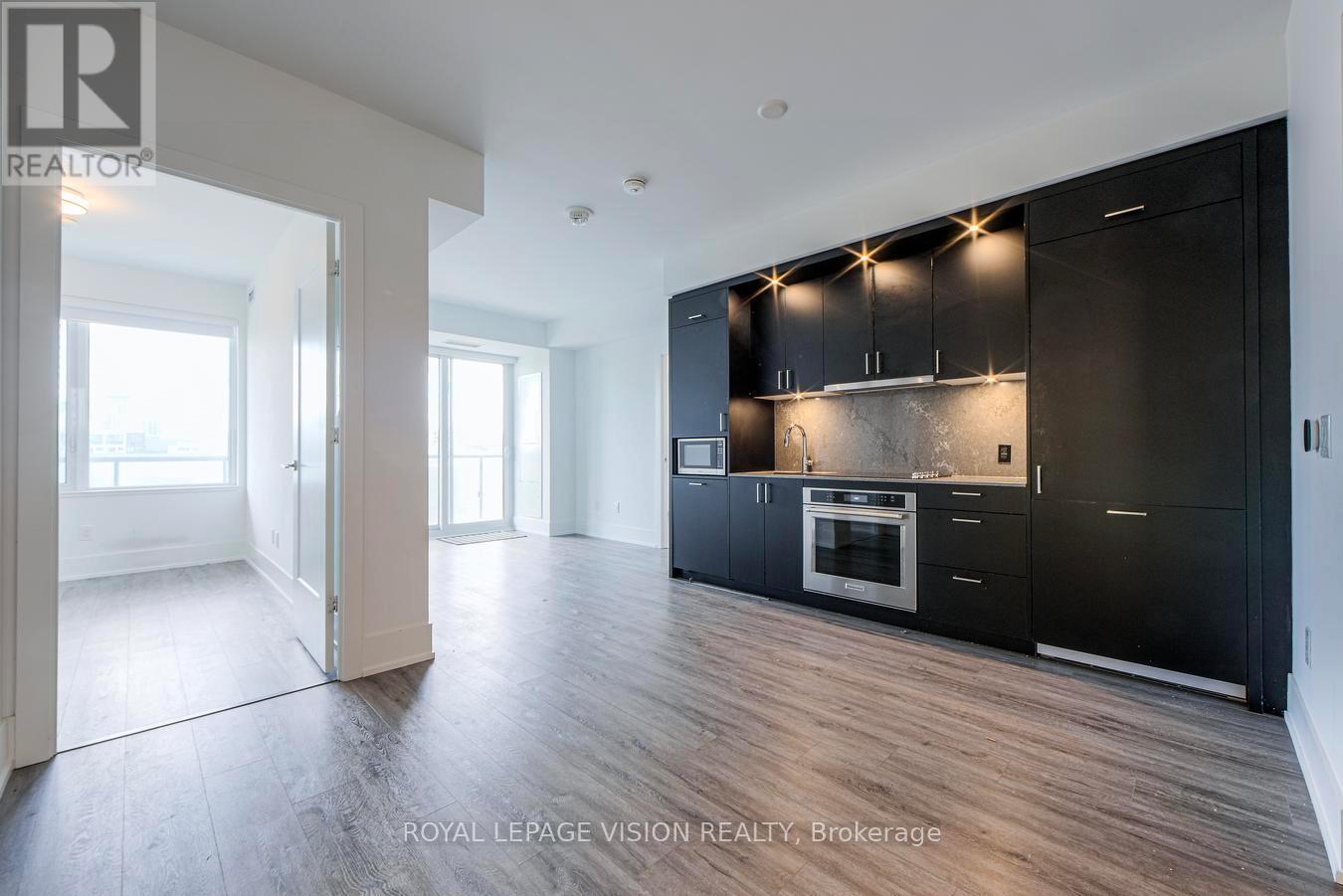 1103 - 480 Front Street W, Toronto, ON - Indoor Photo Showing Kitchen