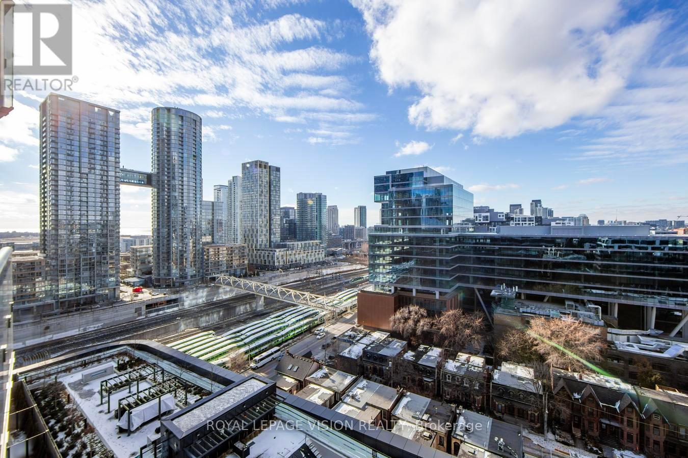 1103 - 480 Front Street W, Toronto, ON - Outdoor With View