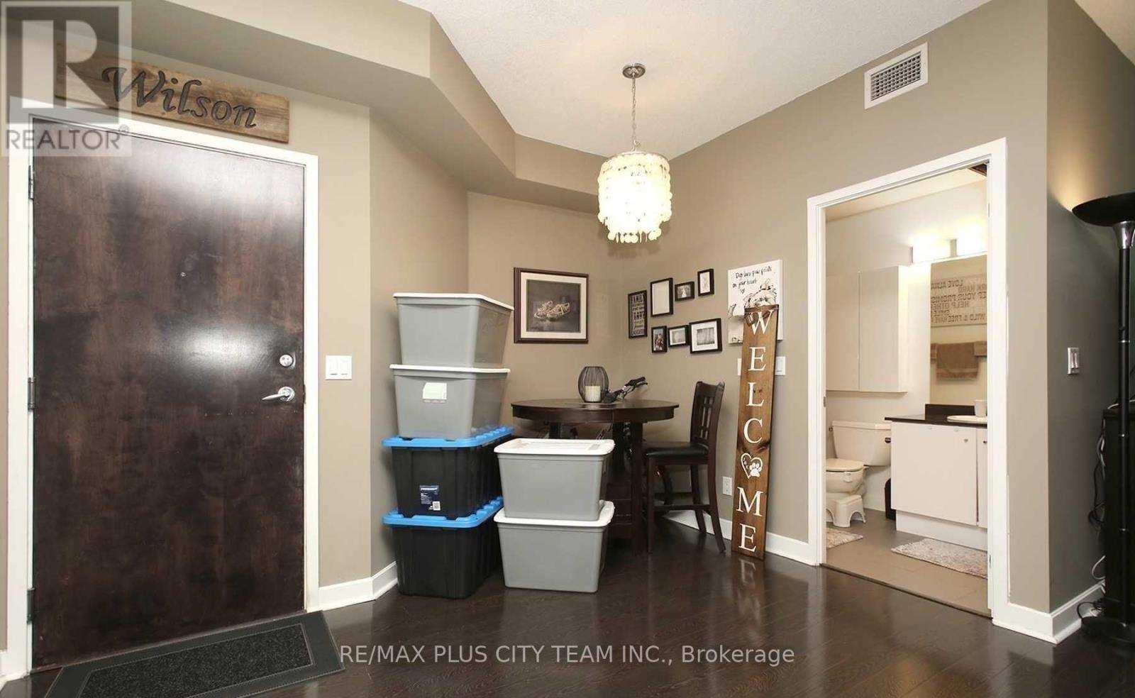 2511 - 12 Yonge Street, Toronto, ON - Indoor Photo Showing Other Room