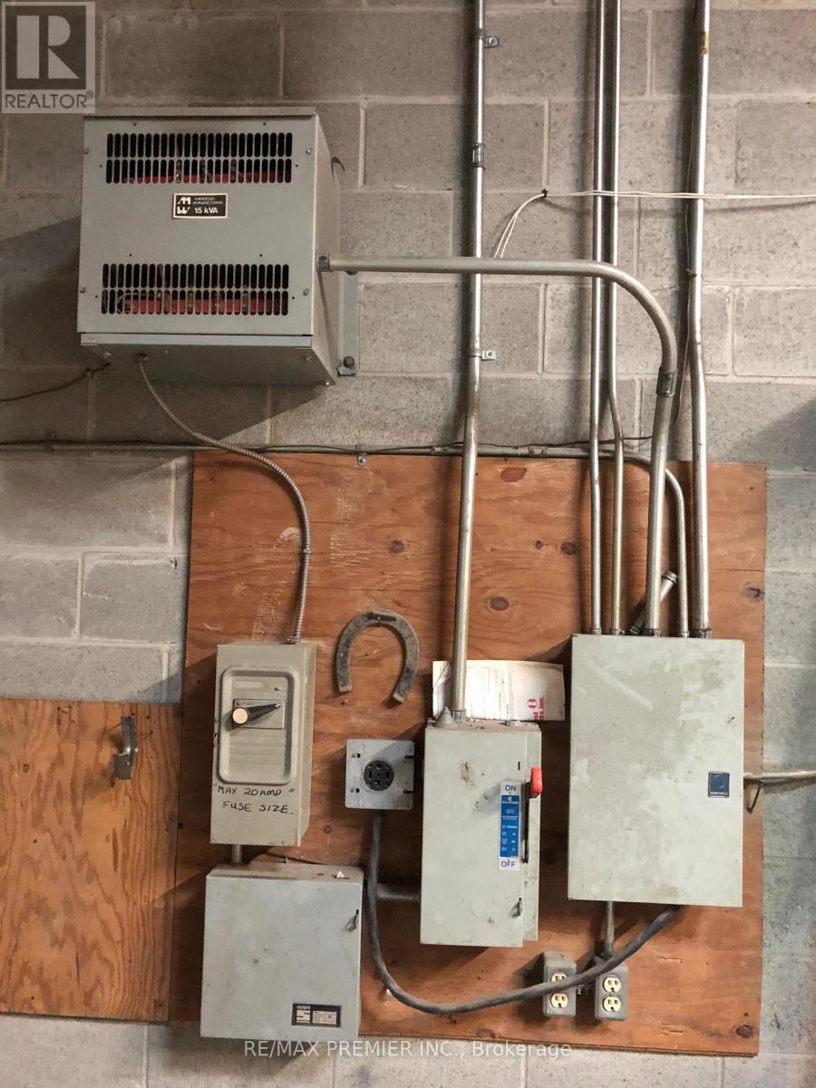 17 - 50 Ritin Lane, Vaughan, ON