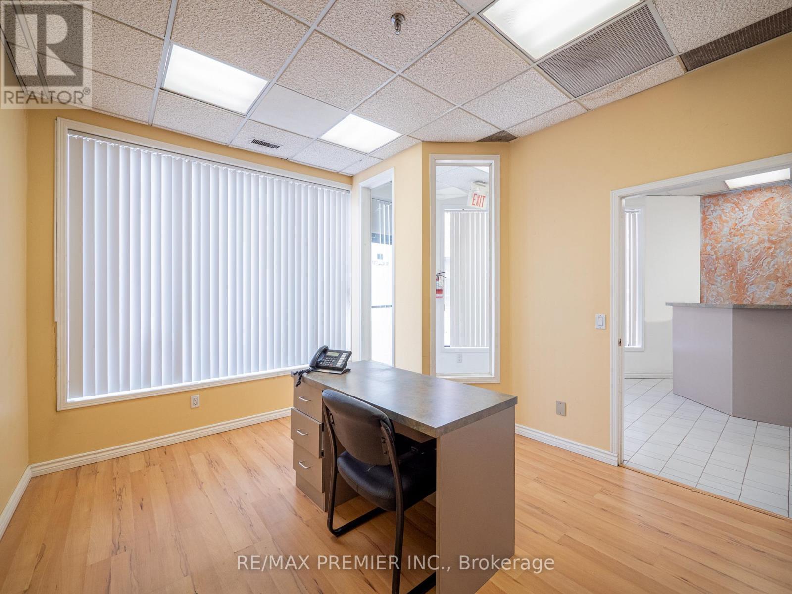 17 - 50 Ritin Lane, Vaughan, ON