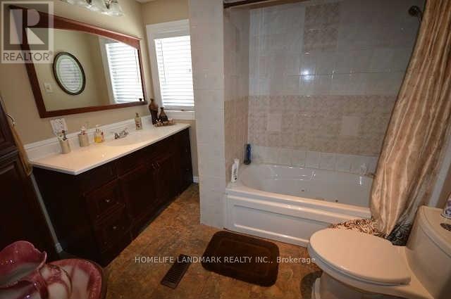 3358 Ravenshoe Road, Georgina, ON - Indoor Photo Showing Bathroom