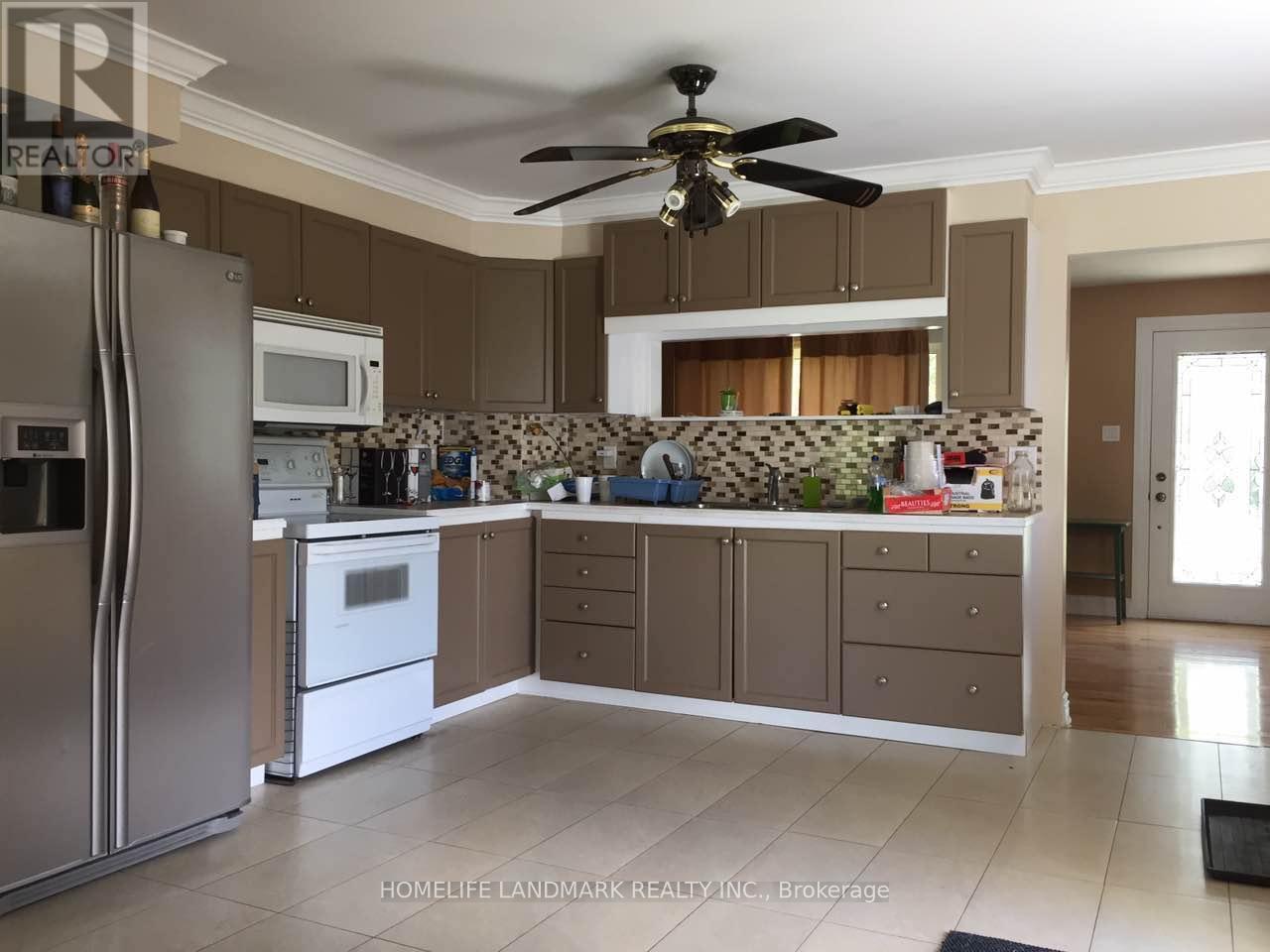 3358 Ravenshoe Road, Georgina, ON - Indoor Photo Showing Kitchen