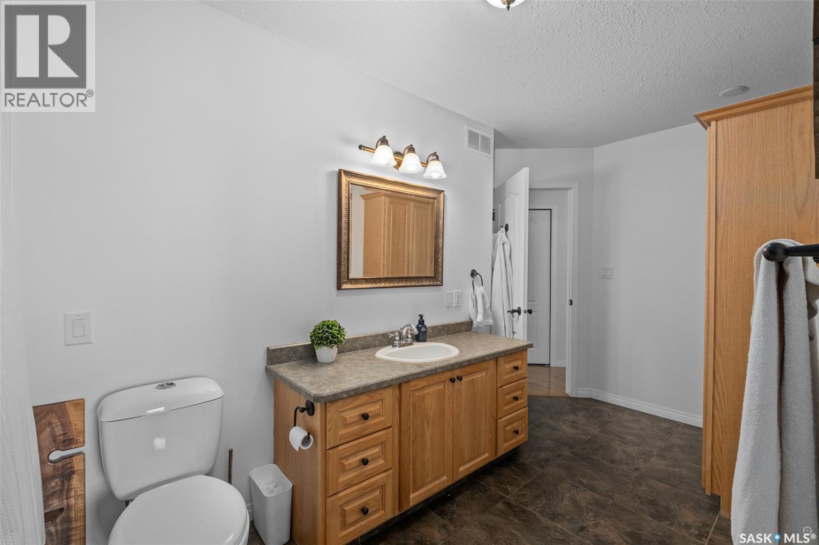 1 Poplar Crescent, Birch Hills, SK - Indoor Photo Showing Bathroom