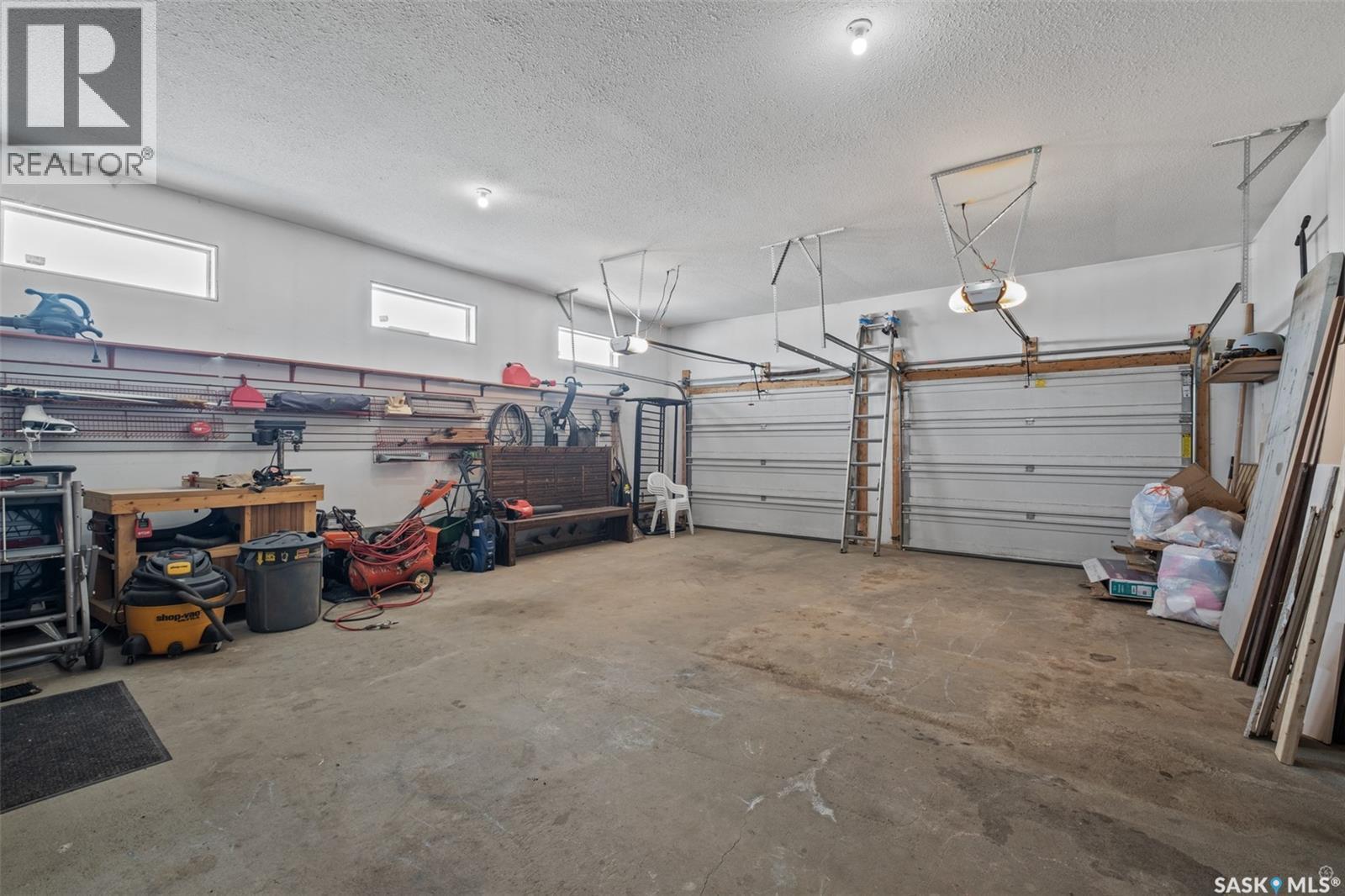 1 Poplar Crescent, Birch Hills, SK - Indoor Photo Showing Garage