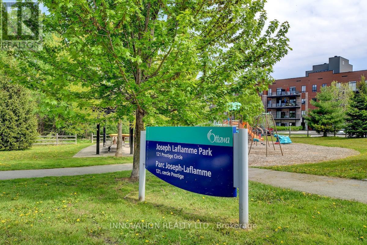 116 - 120 Prestige Circle, Ottawa, ON - Outdoor