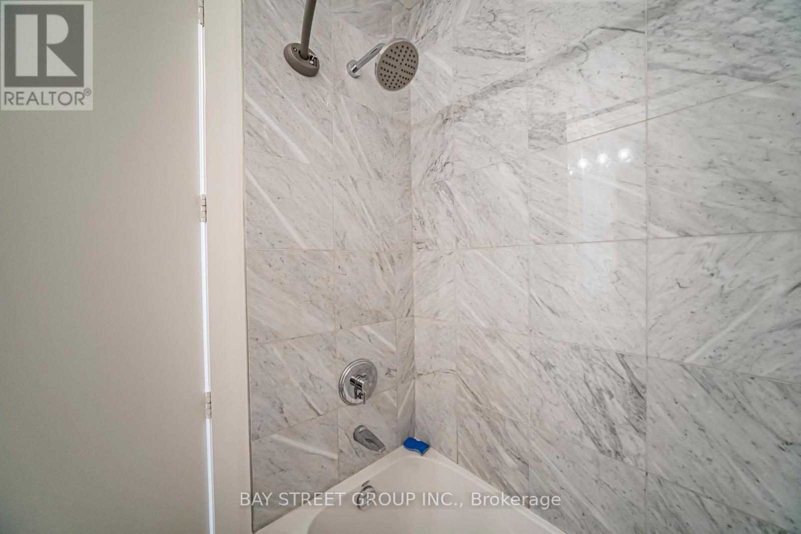 319 - 29 Queens Quay E, Toronto, ON - Photo Showing Bathroom