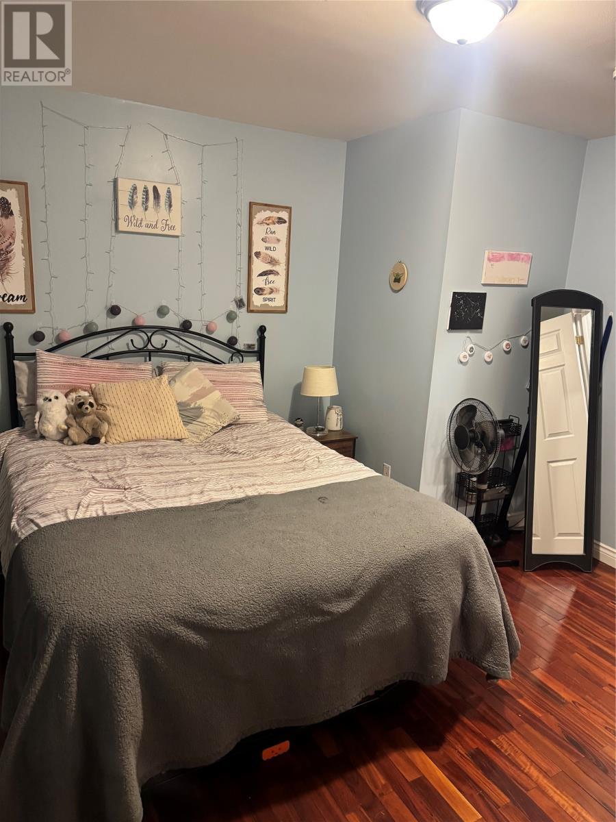 37 Branscombe Street, St. John'S, NL - Indoor Photo Showing Bedroom
