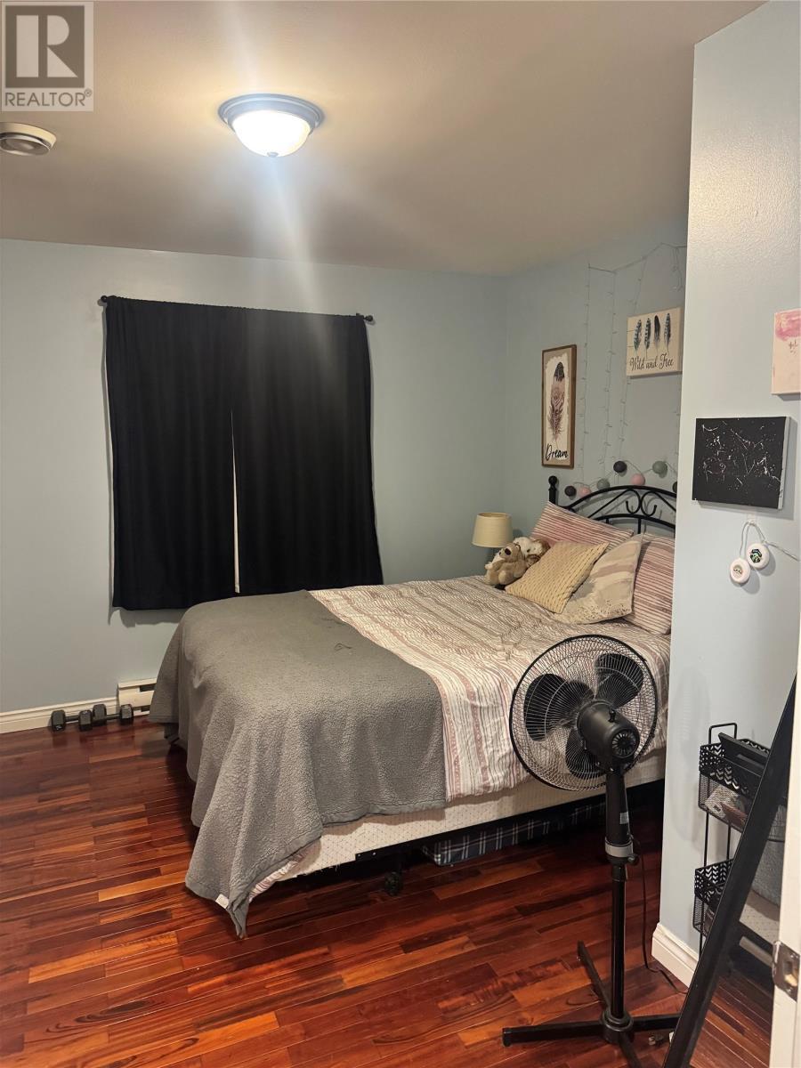 37 Branscombe Street, St. John'S, NL - Indoor Photo Showing Bedroom