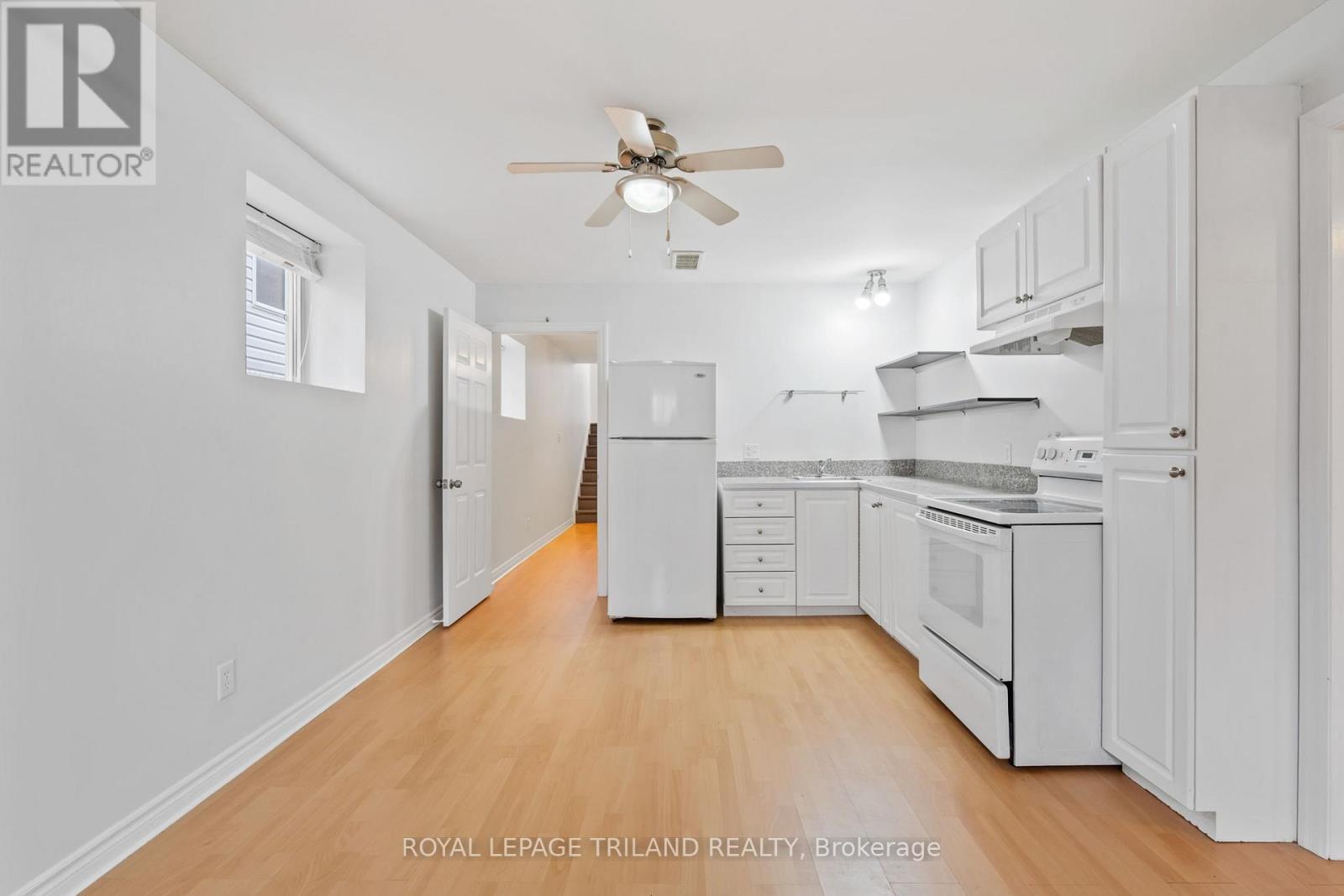 1024 Blythwood Road, London North (North M), ON - Indoor Photo Showing Kitchen