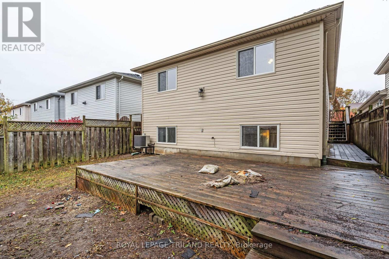 1024 Blythwood Road, London North (North M), ON - Outdoor With Exterior