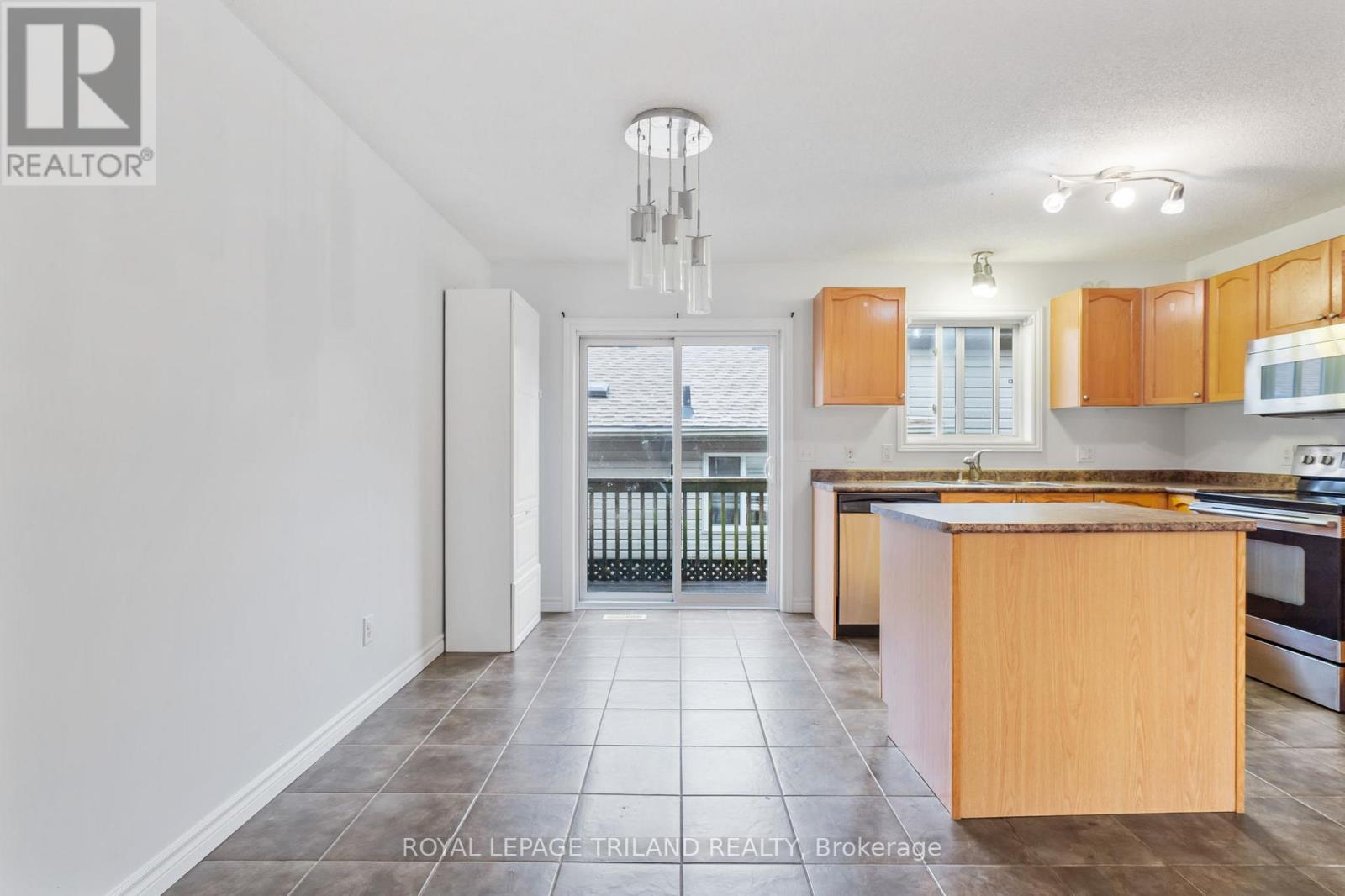 1024 Blythwood Road, London North (North M), ON - Indoor Photo Showing Kitchen