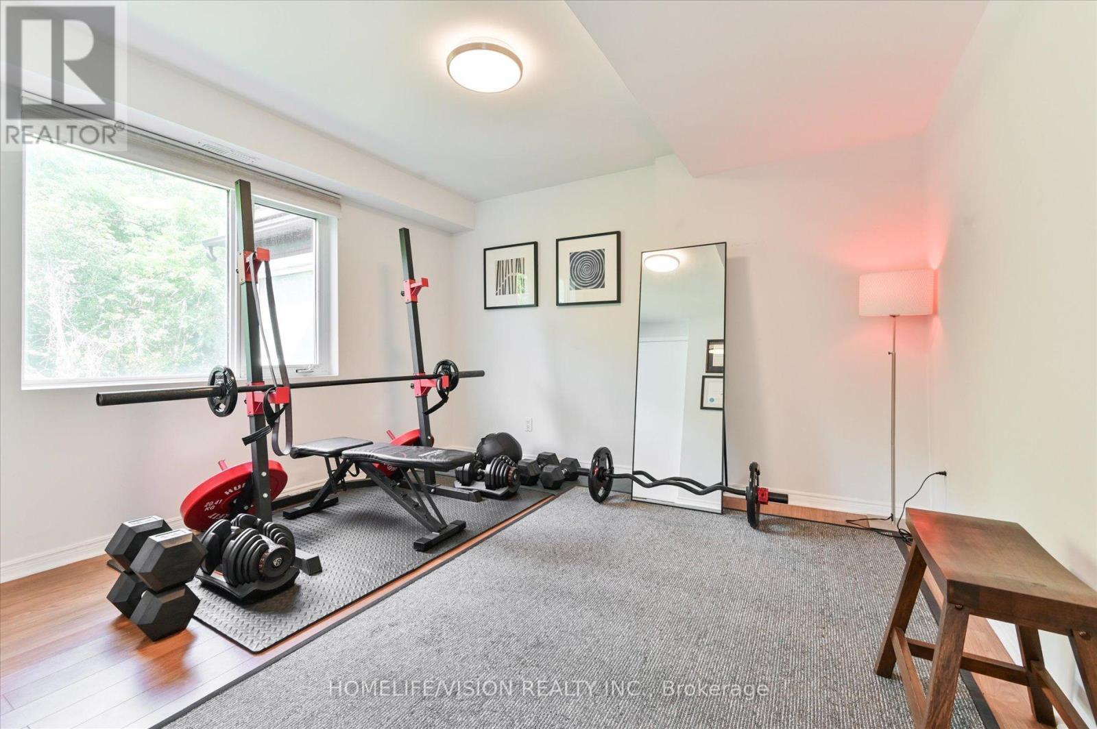 3rd Floor Unit - 3rd Bedroom - 400 Summerhill Avenue, Toronto, ON