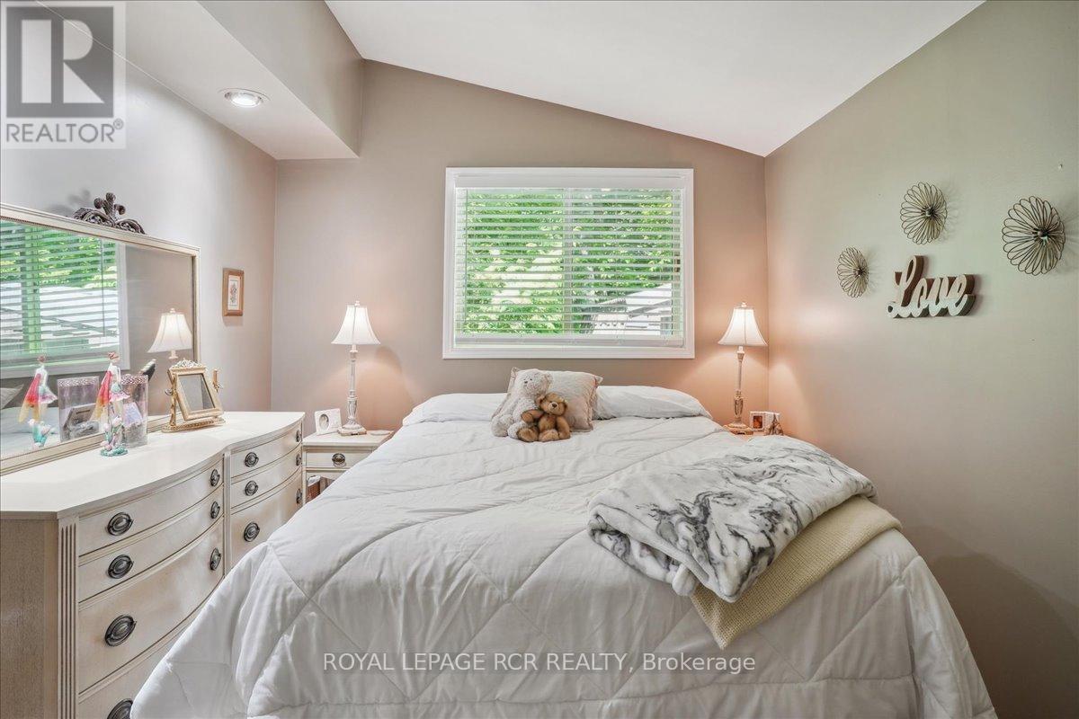 859 Sixth Street N, South Bruce Peninsula, ON