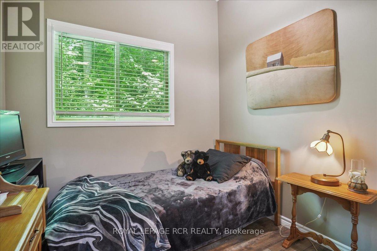 859 Sixth Street N, South Bruce Peninsula, ON