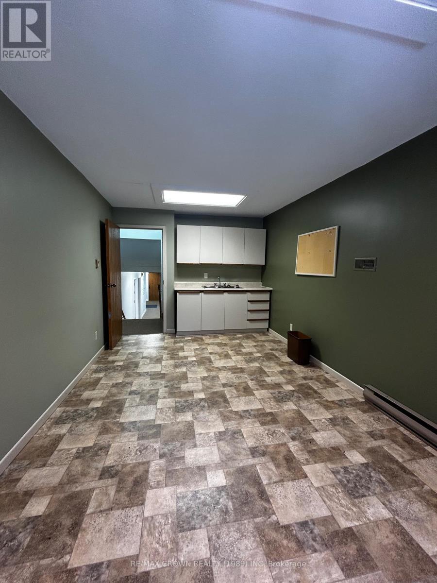 Kitchen area Suite 2 - 29 Byng Avenue, Kapuskasing, ON