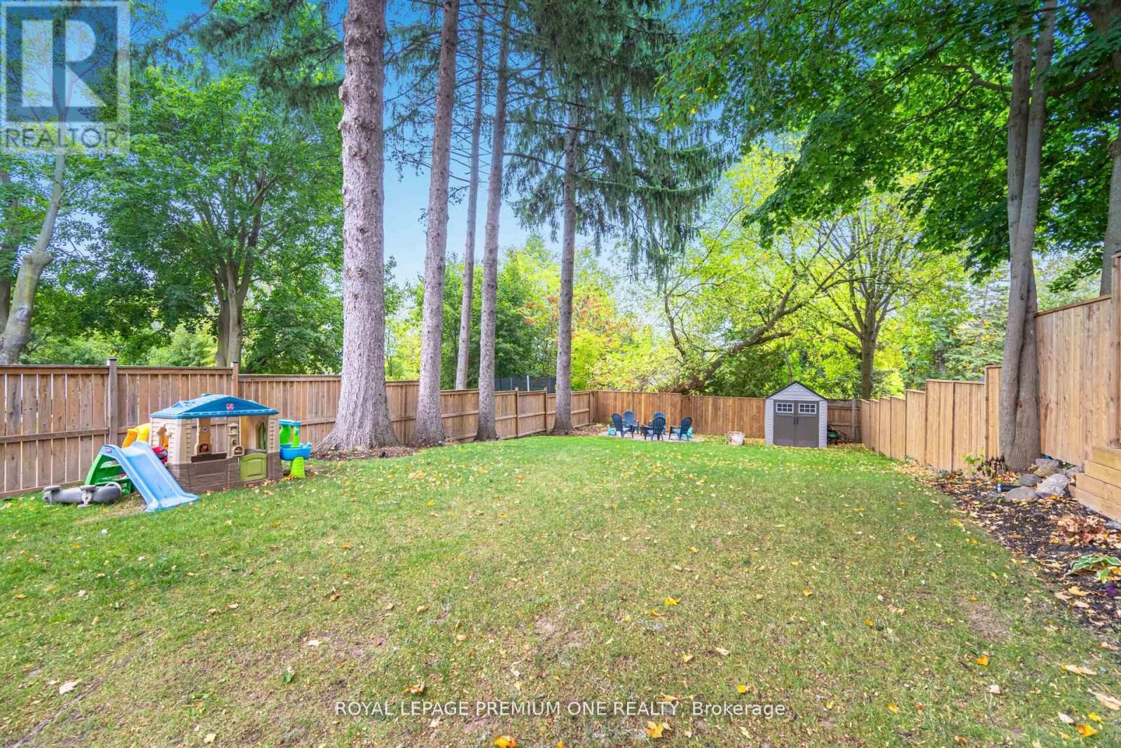 301 Court Street, Newmarket, ON - Outdoor