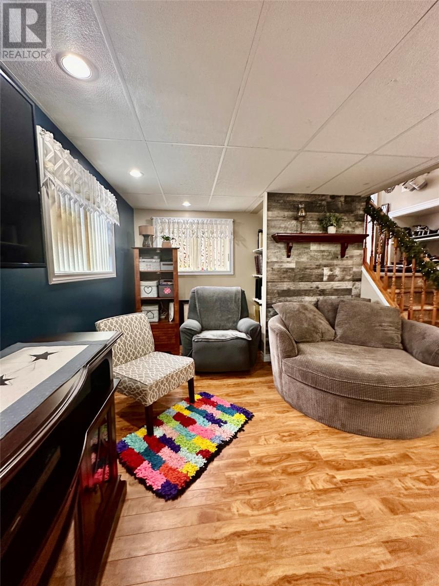 10 Jamieson Avenue, Grand Bank, NL - Indoor