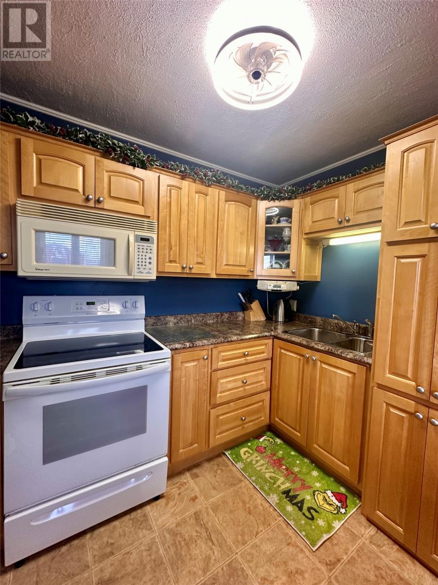 10 Jamieson Avenue, Grand Bank, NL - Indoor Photo Showing Kitchen